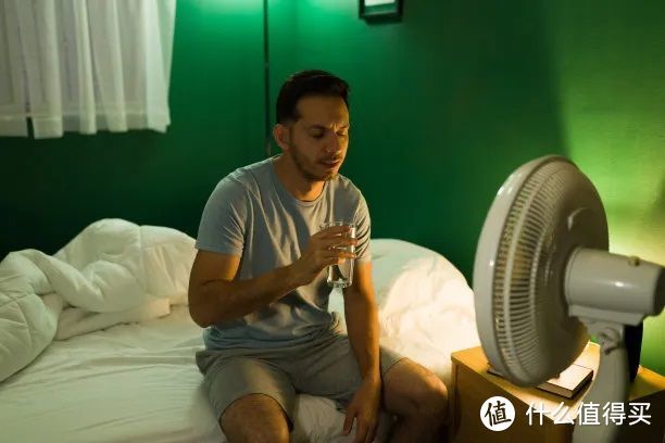 夏天睡记忆棉即使开空调也能把你热醒