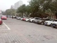 咸阳帝都酒店 - 停车场
