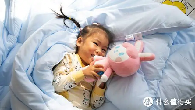 冬被也能有轻盈体验,愉悦之家气凝胶冬被睡眠体验